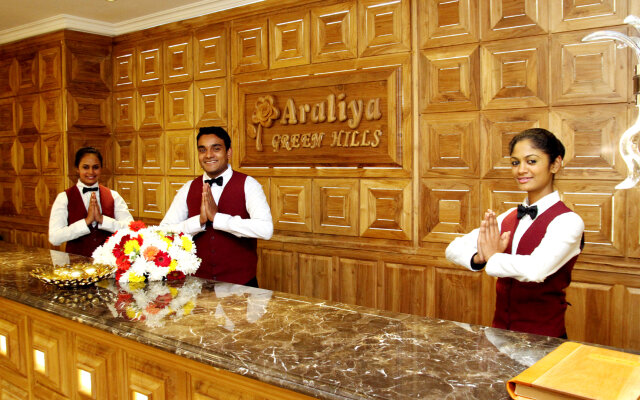 Araliya Green Hills Hotel