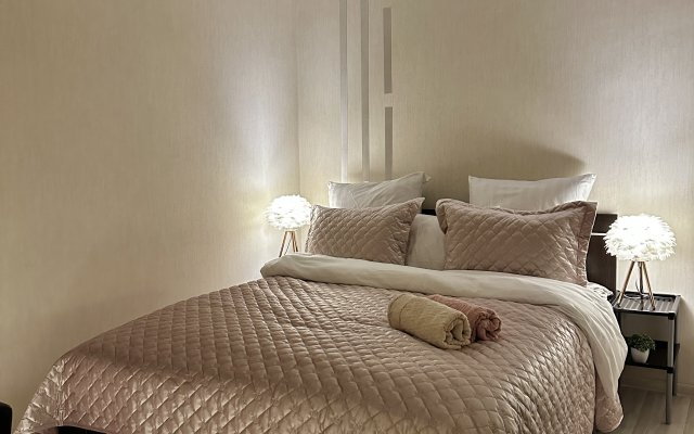 V Samom Tsentre Goroda S Vidom Na Volgu Apartments