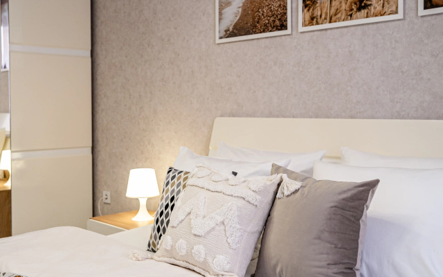 Квартира Апарт-Отелика шикарная двушка в 2х шагах от парка Галицкого