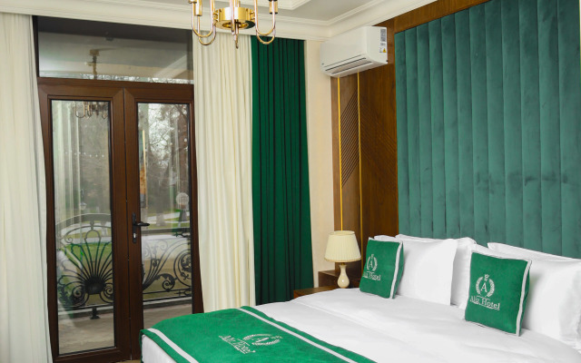 Aliz Boulevard Hotel