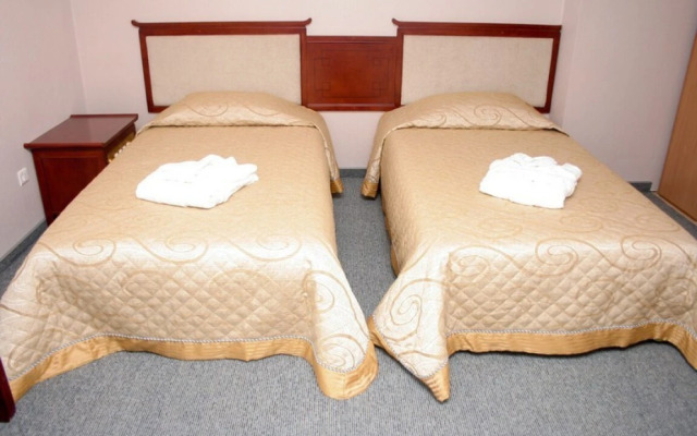 Hotel Gostinitsa Komandor