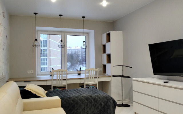 V Tsentre Park Frunze Amfiteatr Apartments