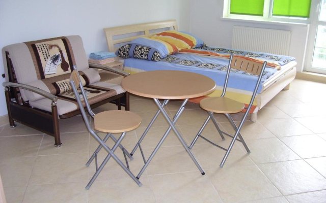 U Morya Baltiyskiy Briz studoi Uluchenni Apartments