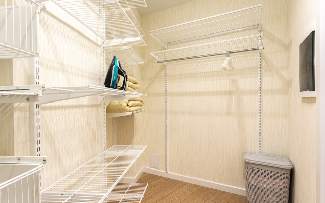 4.16 Studio Pirogova Apartments