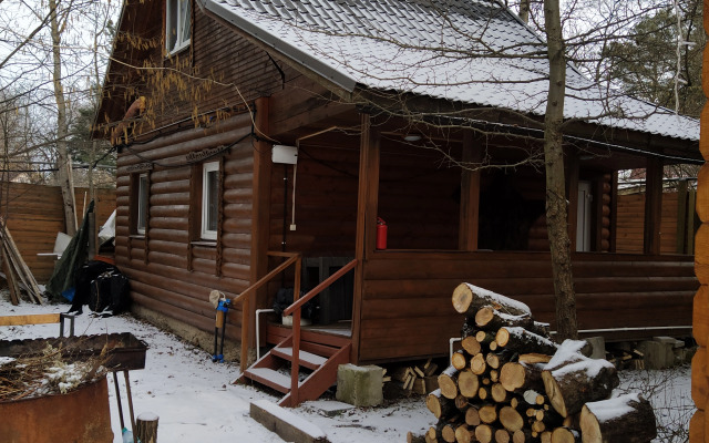 Domik S Baney V Sadu Private House