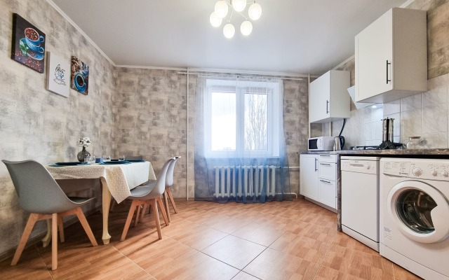 Lovelyhome39 u poyuschikh fontanov Apartments