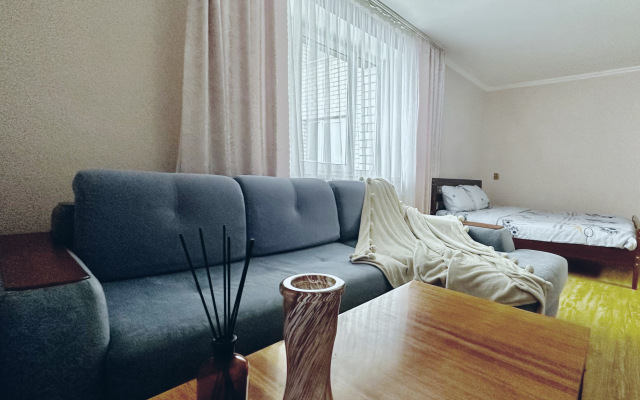 Квартира Двухкомнатная с Видом на Монастыри