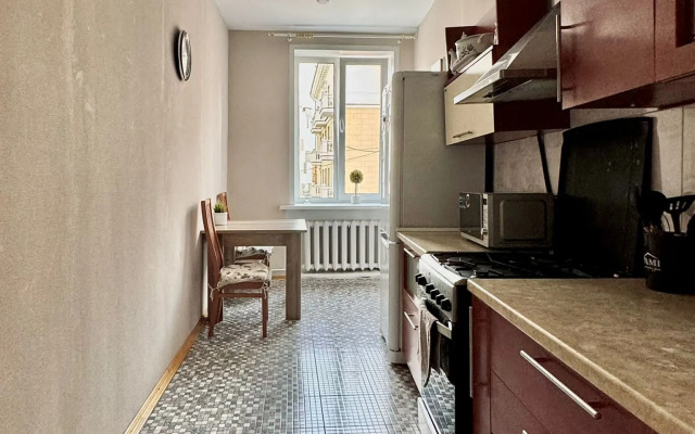 Supertsentr K.Marksa19+Balkon Flat