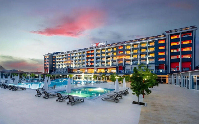 Casa Fora Beach Resort