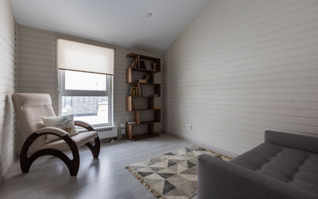 Point 383 Berezovyj Guest House