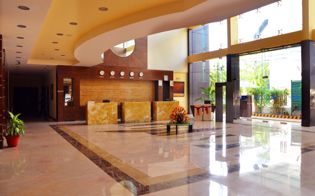 Gokulam Park Sabari OMR Hotel