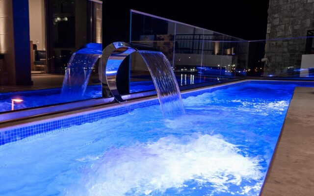 G Star Hotel