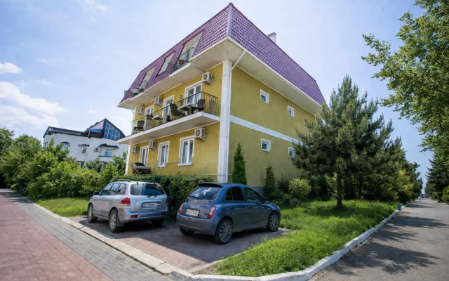 Курортный отель Алтын