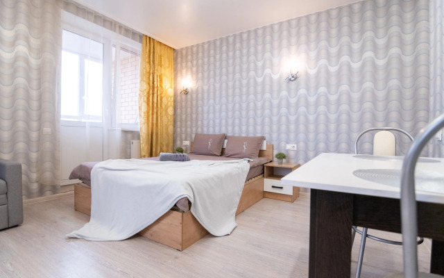 V tsentralnom rayone na troikh Apartments