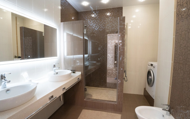 Dvukhkomnatnye s Vidom na More Apartments