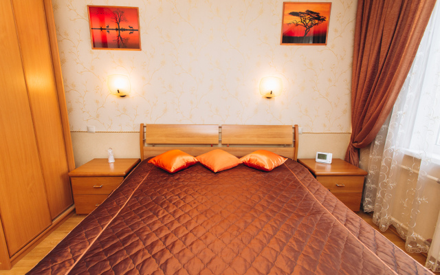 Апартаменты Кузнечная 82