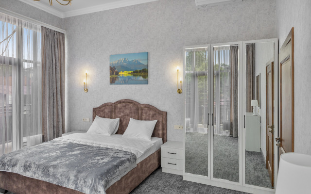 Na Gorykogo Hotel