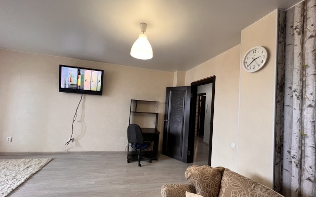 1kv South Port Shopping center Favorite of Demyan Bedny 92 Apartments