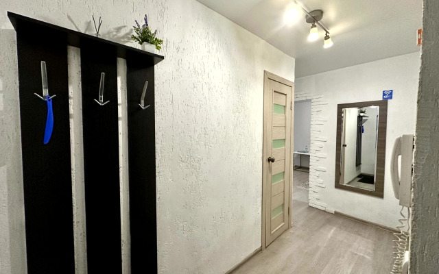 Квартира Двухкомнатная Сети На время на ул. Лежневская