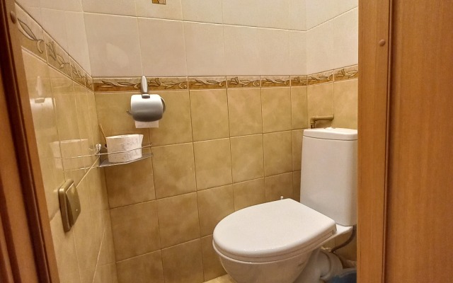 Dvukhkomnatnaya Vozle Tsito Flat