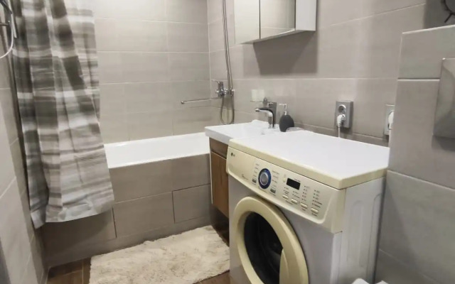 Квартира на Улице Толстого 25