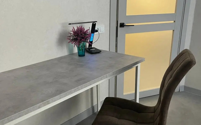 Prostornaya Kvartira Vblizi Zhd Vokzala Seti El Apart Flat