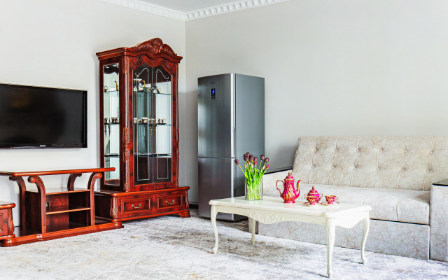 Отель Grand Nur