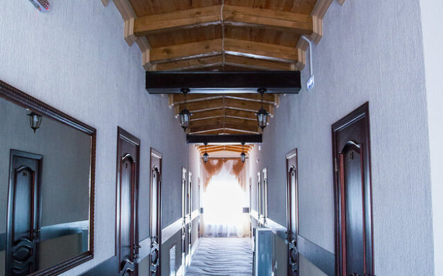 Aleksandrovskij Hotel
