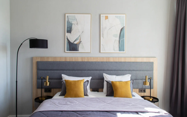 Lopatin Nevsky 100 Hotel