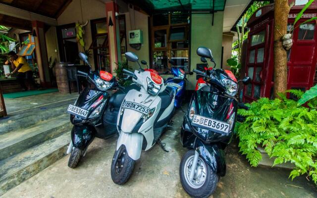 Yoho Settle In Tourist Lodge Hotel
