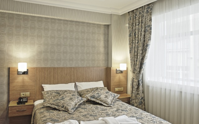 Riva Hotel Alsancak Hotel