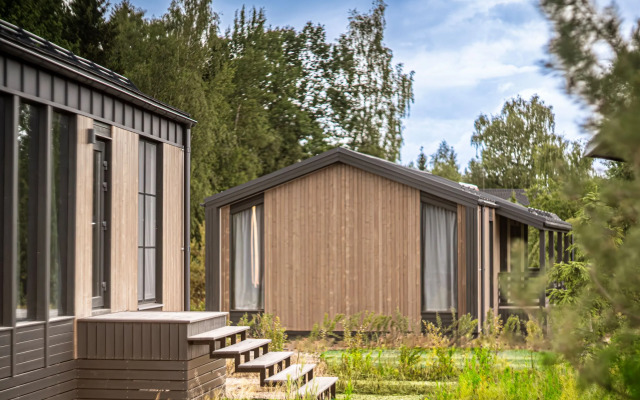 Отель Русские сезоны Эмбиент парк