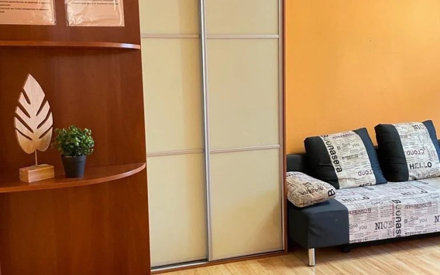 Квартира 2-комнатная с балконом в центре на Ленина