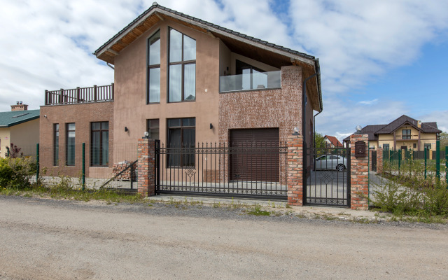 Studiya Private house