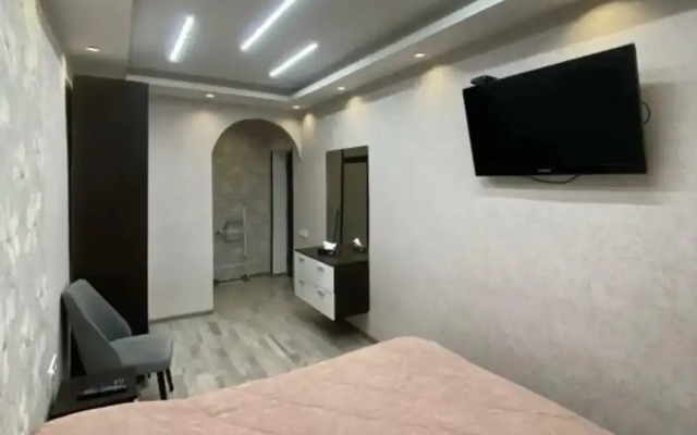 Cozy Apt in the Heart of Yerevan Apartments