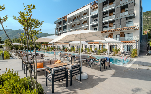 Montenegro Lodge Apartments