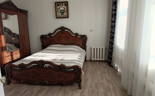 Квартира на набережной