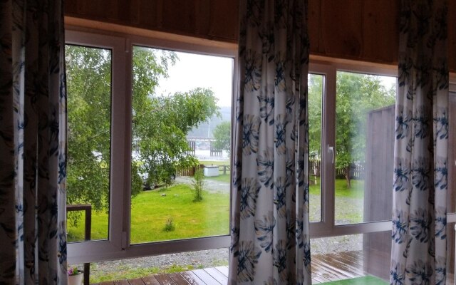 Частный Дом на Берегу Истока Реки Бия