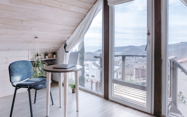 Гостевой Дом с Кипарисами в горах с видом на море