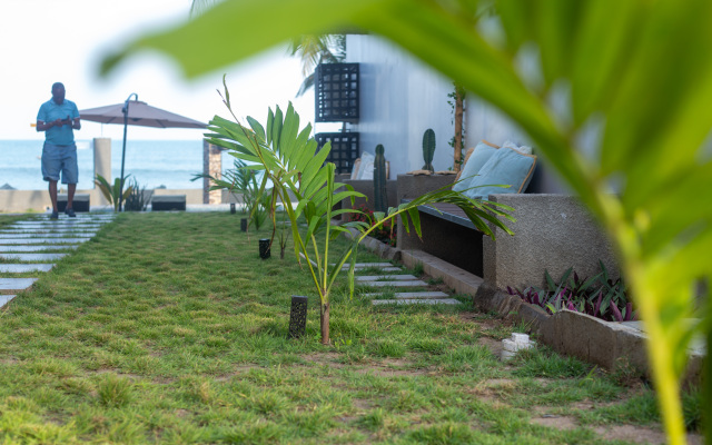 Serenity Residences & Spa, Kokrobite Beach Hotel