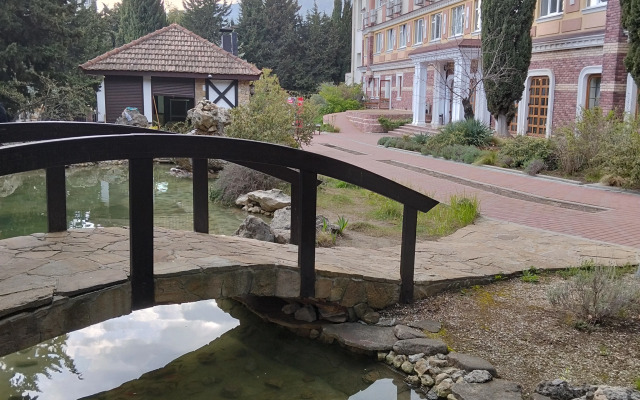 Hotel Akvani