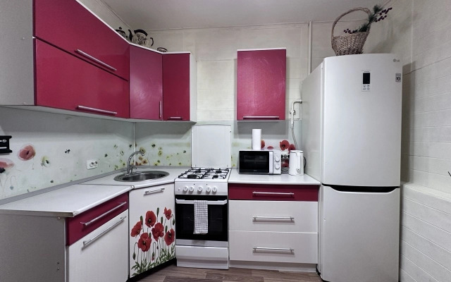 Квартира Дом 89 2комн в Мирном 2/4