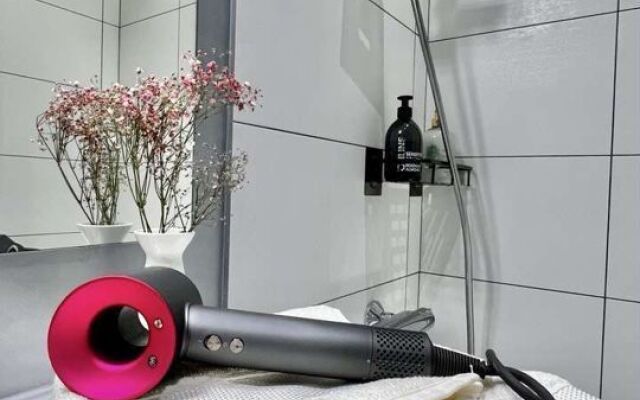 Квартира Студия на Набережнoй Большoй Невки