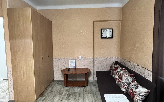 Bukhar Zhirau 35 V Tsentre Goroda Flat