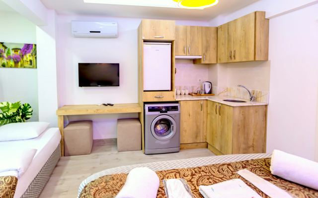 Loren Hotel & Suites