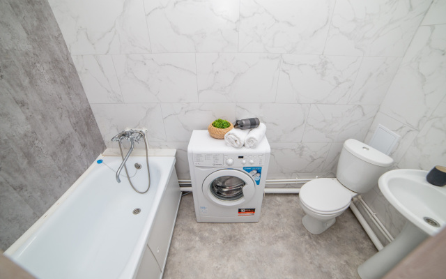 Beguest Ryadom S Aeroportom Koltsovo Flat