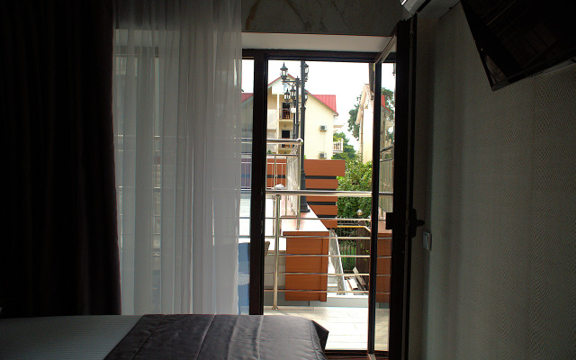 Dvukhmestnye  S Vidom Na Aerariy Apartments