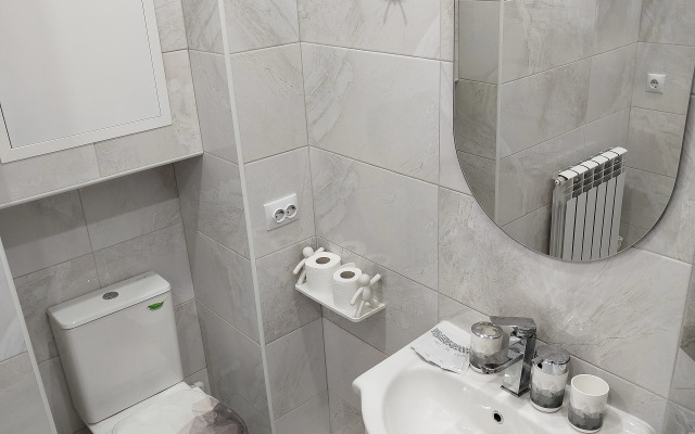 Svetlaya i uyutnaya kvartira Flat