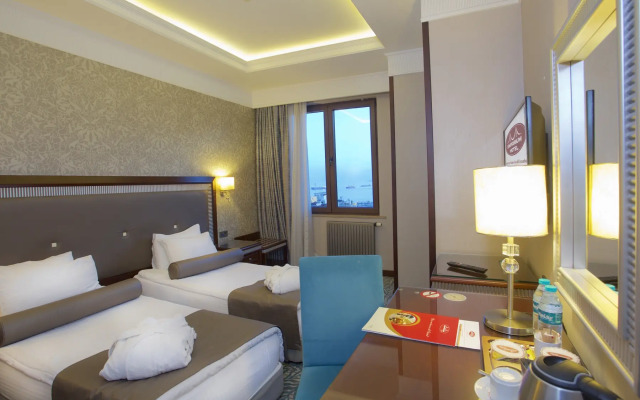Emporium Hotel