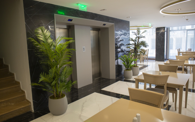 Nova Plaza Crystal Hotel & Spa